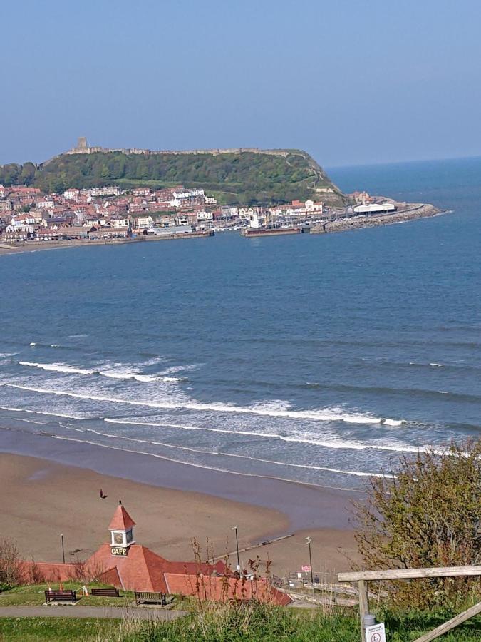 Sandyrise Holiday Lets Apartment Скарбъро Екстериор снимка